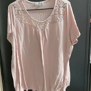 Baby pink plus size shirt